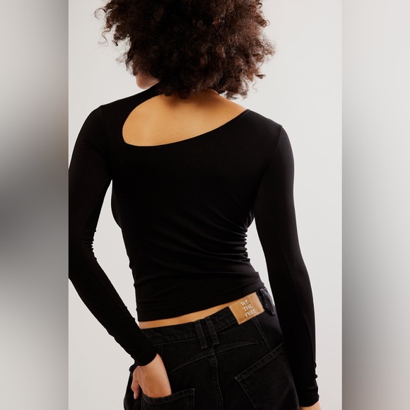 NWOT Free People Intimately Cut It Out Seamless Long Sleeve XS/S Black Basic $68 - Picture 3 of 6